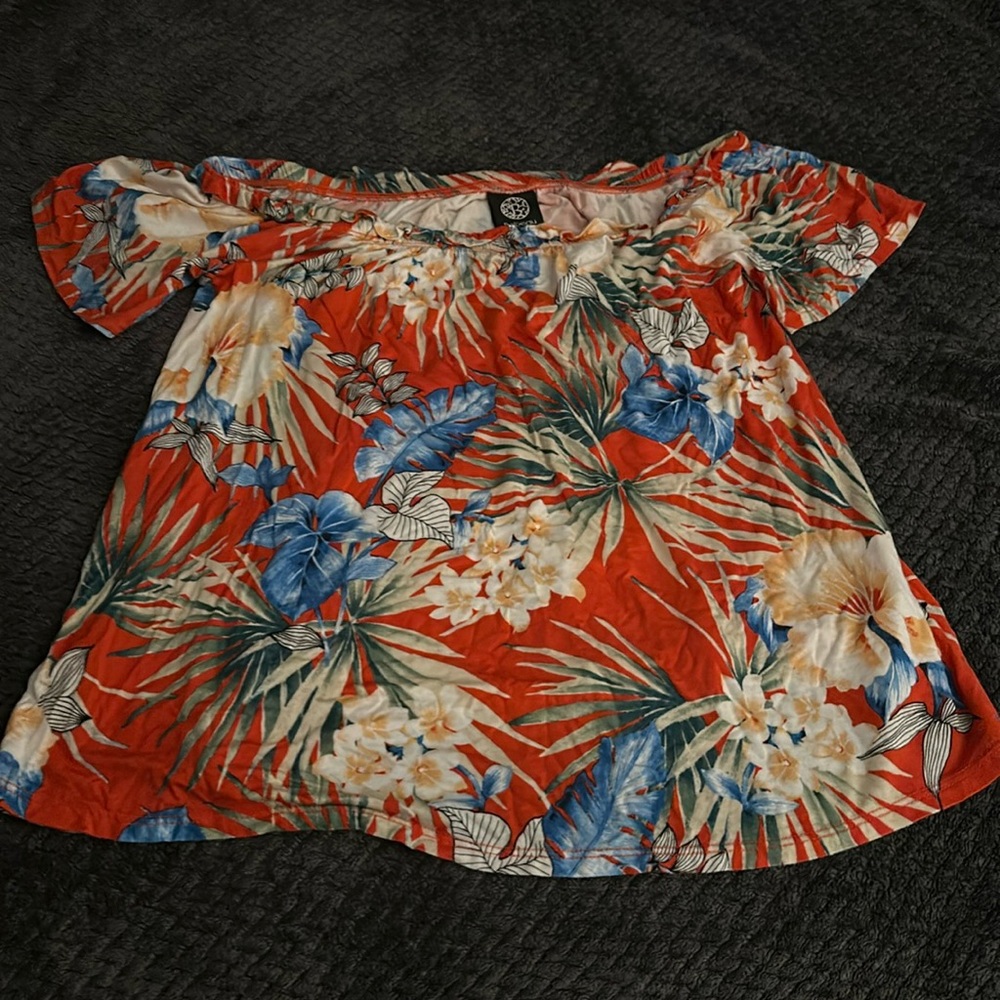 LIKE NEW Off the Shoulder Floral Bobeau Top in Size XS